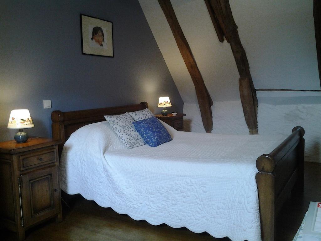 Chambre D'Hotes La Maison De Barrouze Panzió Salers Szoba fotó
